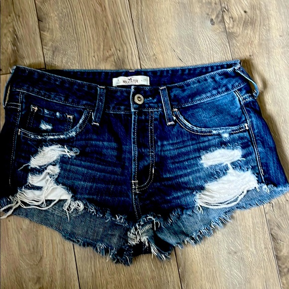 Hollister Pants - Hollister Distressed Denim Shorts, size 5 or 27